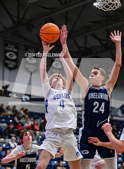 Thumbnail 3 in Harrison vs Greenwood photogallery.