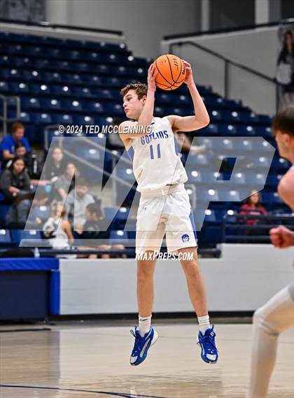 Thumbnail 3 in Harrison vs Greenwood photogallery.