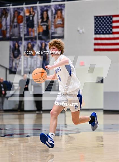 Thumbnail 2 in Harrison vs Greenwood photogallery.