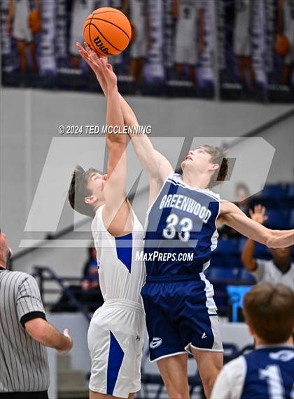 Thumbnail 1 in Harrison vs Greenwood photogallery.