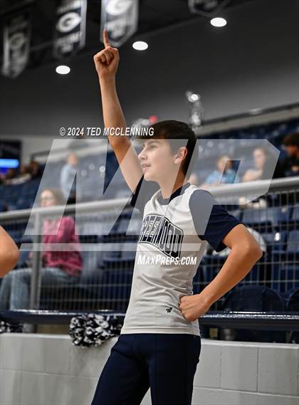 Thumbnail 2 in Harrison vs Greenwood photogallery.
