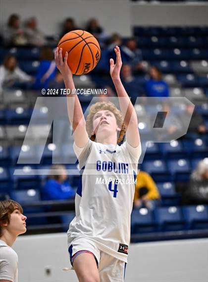 Thumbnail 3 in Harrison vs Greenwood photogallery.