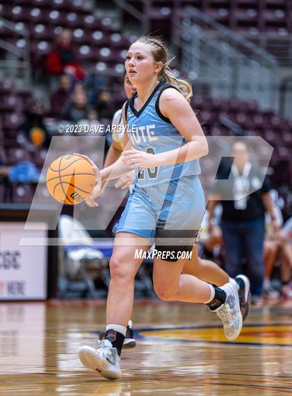 Thumbnail 1 in Piute vs. Monument Valley (UHSAA 1A 5th/7th Place) photogallery.