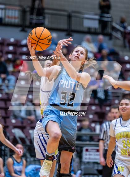 Thumbnail 2 in Piute vs. Monument Valley (UHSAA 1A 5th/7th Place) photogallery.