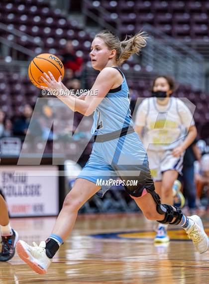 Thumbnail 2 in Piute vs. Monument Valley (UHSAA 1A 5th/7th Place) photogallery.