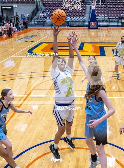 Thumbnail 2 in Piute vs. Monument Valley (UHSAA 1A 5th/7th Place) photogallery.