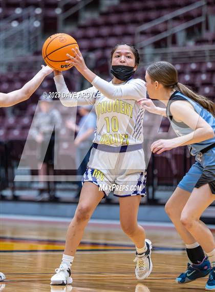 Thumbnail 3 in Piute vs. Monument Valley (UHSAA 1A 5th/7th Place) photogallery.