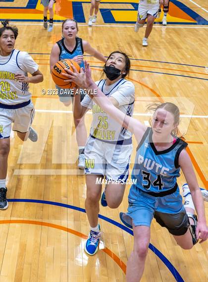 Thumbnail 3 in Piute vs. Monument Valley (UHSAA 1A 5th/7th Place) photogallery.
