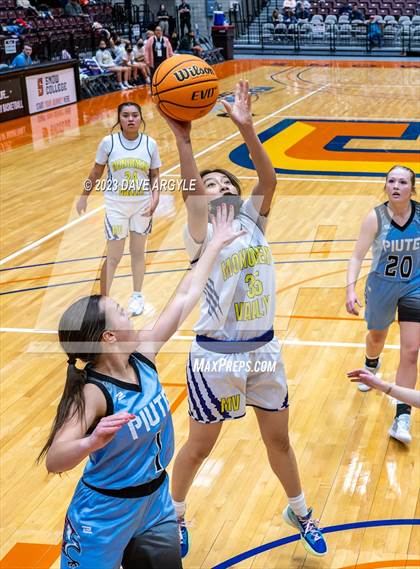 Thumbnail 2 in Piute vs. Monument Valley (UHSAA 1A 5th/7th Place) photogallery.