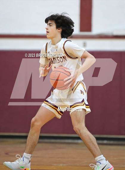 Thumbnail 3 in Dayton [Jonathan] @ Madison photogallery.