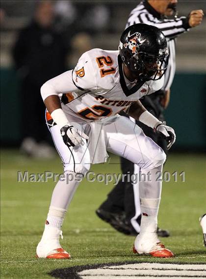 Thumbnail 1 in Pittsburg @ De La Salle (CIF NCS D1 Playoffs) photogallery.