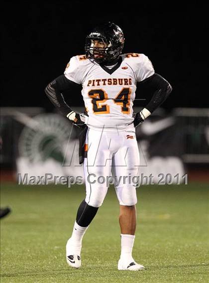 Thumbnail 3 in Pittsburg @ De La Salle (CIF NCS D1 Playoffs) photogallery.