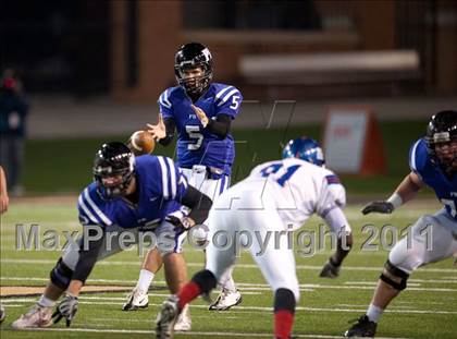 Thumbnail 2 in Scotland vs. Porter Ridge (NCHSAA 4A Final) photogallery.