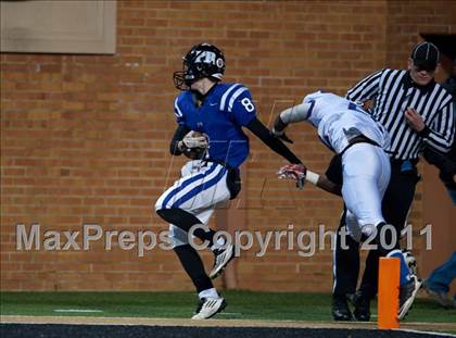 Thumbnail 3 in Scotland vs. Porter Ridge (NCHSAA 4A Final) photogallery.