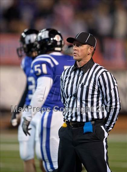Thumbnail 1 in Scotland vs. Porter Ridge (NCHSAA 4A Final) photogallery.