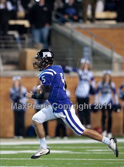 Thumbnail 3 in Scotland vs. Porter Ridge (NCHSAA 4A Final) photogallery.
