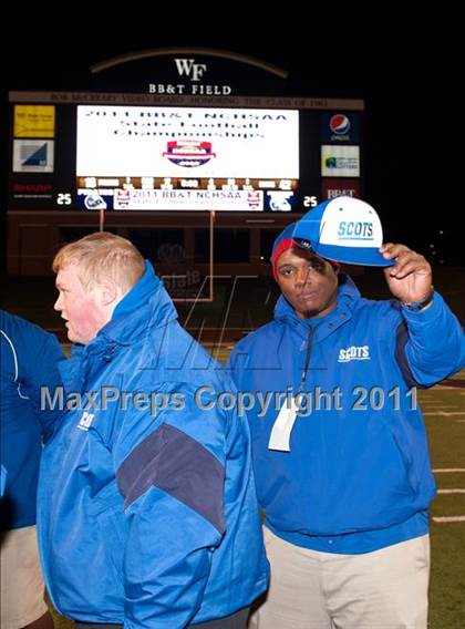 Thumbnail 1 in Scotland vs. Porter Ridge (NCHSAA 4A Final) photogallery.