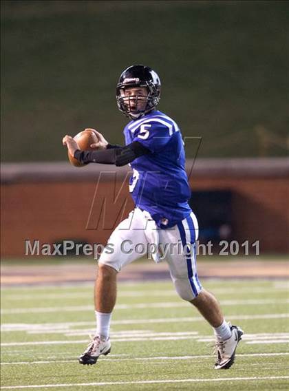 Thumbnail 2 in Scotland vs. Porter Ridge (NCHSAA 4A Final) photogallery.