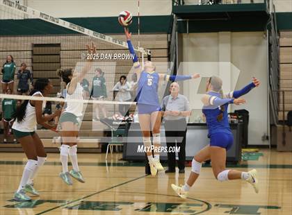 Thumbnail 3 in Sunnyvale @ Poteet photogallery.