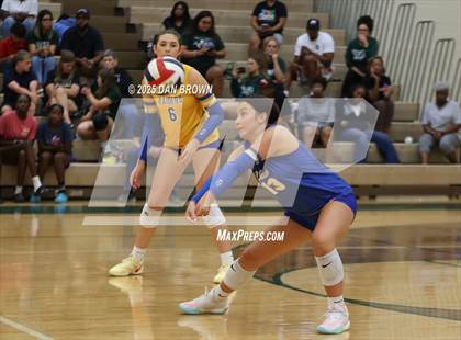 Thumbnail 1 in Sunnyvale @ Poteet photogallery.