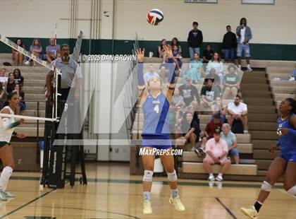 Thumbnail 2 in Sunnyvale @ Poteet photogallery.