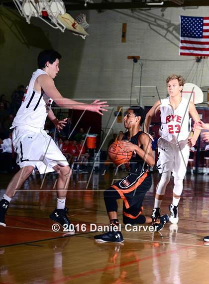 Thumbnail 3 in Rye vs Mamaroneck (Tigers Tournament) photogallery.