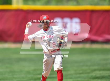 Thumbnail 1 in Mullen @ Smoky Hill photogallery.