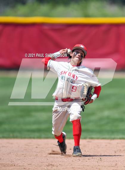 Thumbnail 2 in Mullen @ Smoky Hill photogallery.