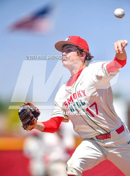 Thumbnail 3 in Mullen @ Smoky Hill photogallery.