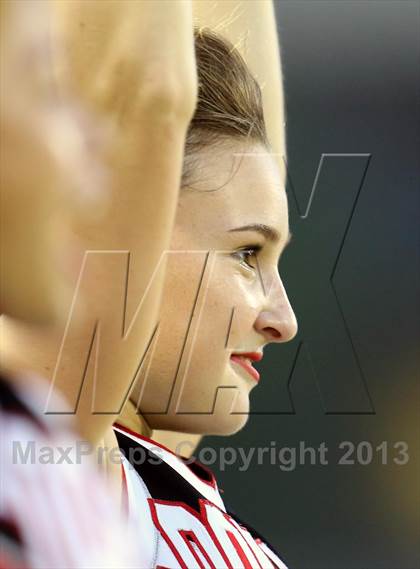 Thumbnail 2 in Oak Hills @ La Salle (Crosstown Showdown) photogallery.