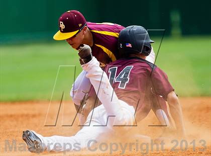 Thumbnail 3 in Deer Park vs Kempner (UIL 5A Region 3 Area Playoff) photogallery.