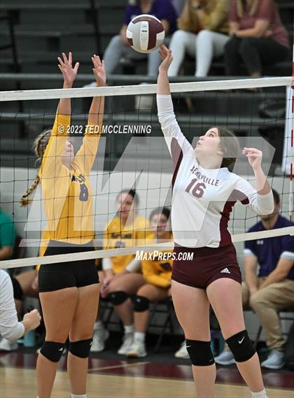 Thumbnail 1 in Mayflower @ Perryville photogallery.