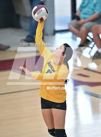 Thumbnail 2 in Mayflower @ Perryville photogallery.
