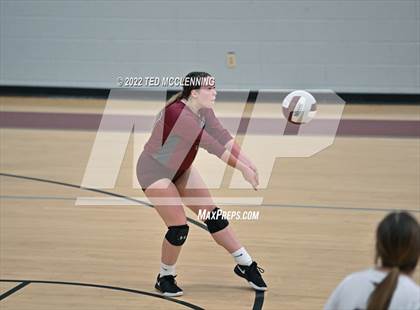 Thumbnail 3 in Mayflower @ Perryville photogallery.