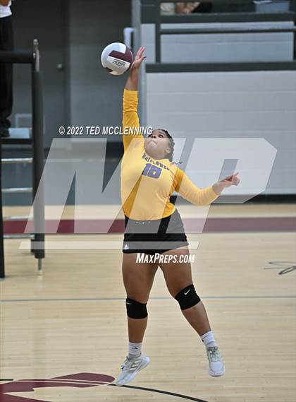 Thumbnail 1 in Mayflower @ Perryville photogallery.