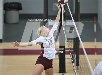 Thumbnail 1 in Mayflower @ Perryville photogallery.