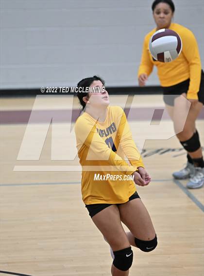 Thumbnail 3 in Mayflower @ Perryville photogallery.