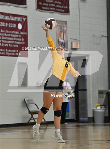 Thumbnail 3 in Mayflower @ Perryville photogallery.