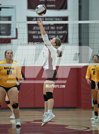 Thumbnail 1 in Mayflower @ Perryville photogallery.