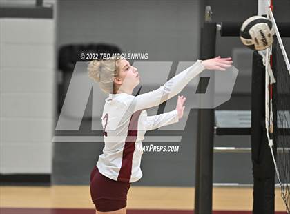 Thumbnail 2 in Mayflower @ Perryville photogallery.