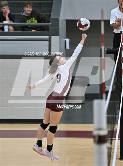 Thumbnail 1 in Mayflower @ Perryville photogallery.
