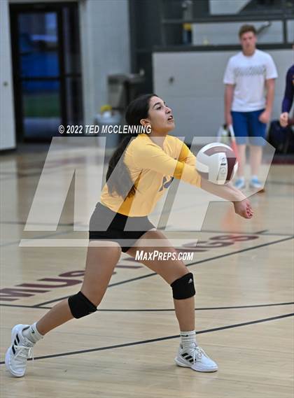 Thumbnail 2 in Mayflower @ Perryville photogallery.
