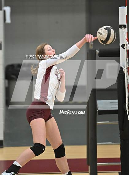 Thumbnail 3 in Mayflower @ Perryville photogallery.