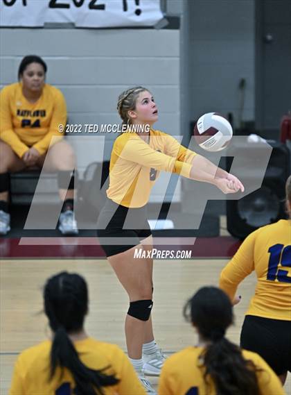 Thumbnail 3 in Mayflower @ Perryville photogallery.