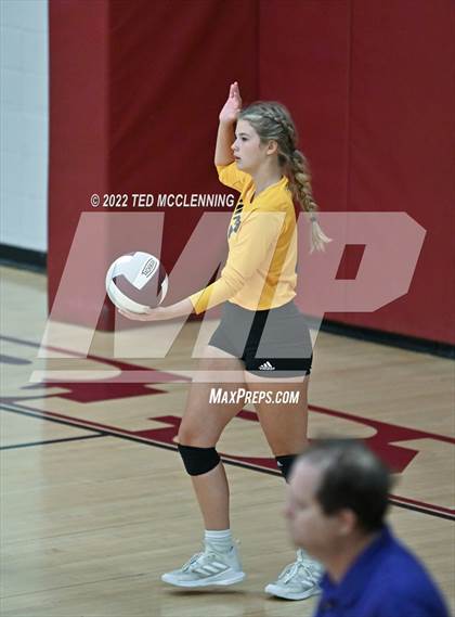 Thumbnail 2 in Mayflower @ Perryville photogallery.