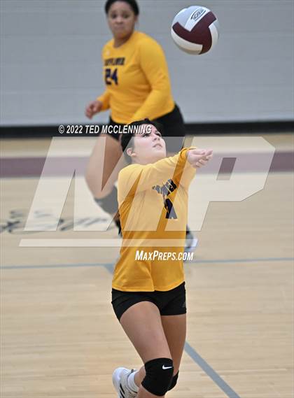 Thumbnail 1 in Mayflower @ Perryville photogallery.
