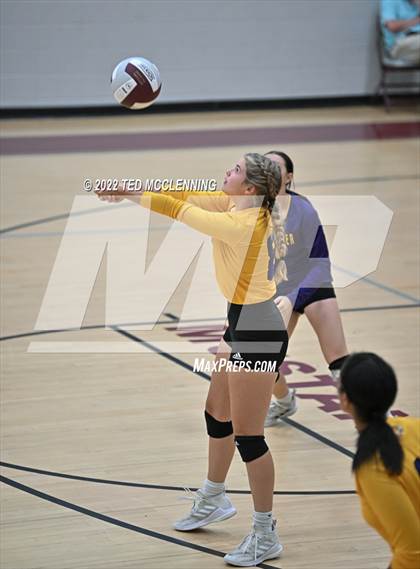Thumbnail 2 in Mayflower @ Perryville photogallery.
