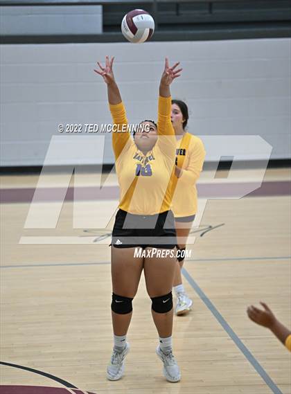 Thumbnail 3 in Mayflower @ Perryville photogallery.