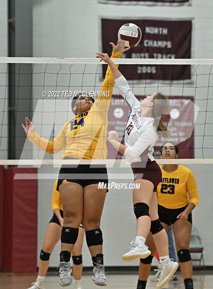 Thumbnail 1 in Mayflower @ Perryville photogallery.