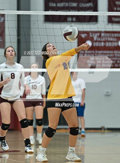 Thumbnail 2 in Mayflower @ Perryville photogallery.